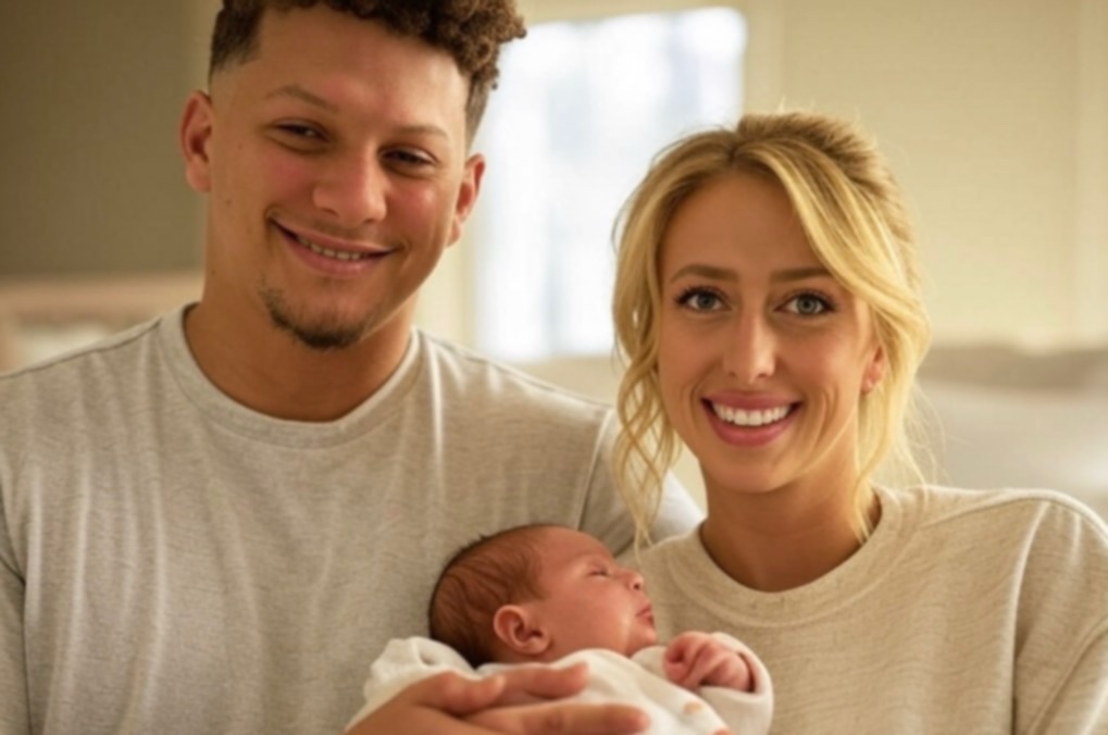 JUST IN: ‘Golden Raye Shines Bright’— Patrick Mahomes and Brittany Mahomes Reveal Their Third Child in a Loving Family Snapshot